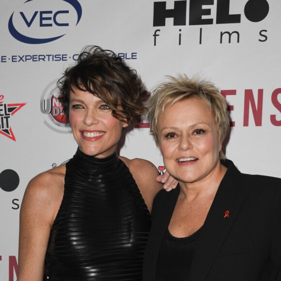 Anne Le Nen et sa compagne Muriel Robin - Avant-première du film "Des gens bien" au cinéma Gaumont-Opéra à Paris le 2 avril 2019. © Coadic Guirec/Bestimage