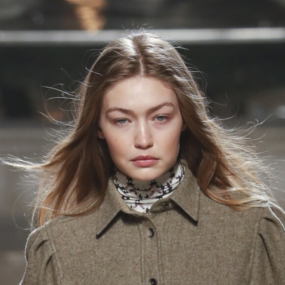 Gigi Hadid - Défilé de mode Isabel Marant collection prêt-à-porter Automne-Hiver 2019/2020 lors de la fashion week à Paris, le 28 février 2019.