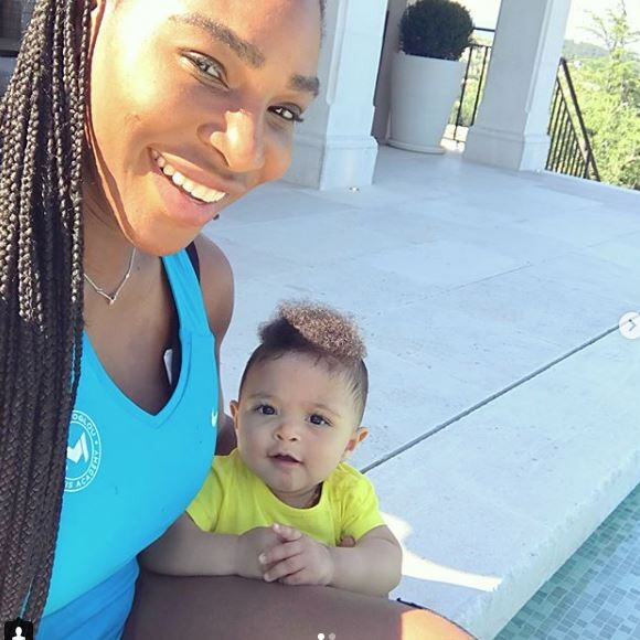 Serena Williams avec sa fille Olympia le 12 mai 2018.