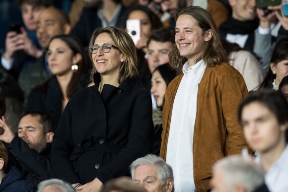 Maud Fontenoy et Pierre Sarkozy - Célébrités dans les tribunes du parc des princes lors du match de football de ligue 1, Paris Saint-Germain (PSG) contre Strasbourg à Paris le 7 avril 2019. Le match s'est soldé par un match nul 2-2.
