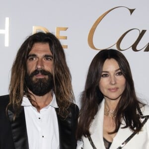 Monica Bellucci et son compagnon Nicolas Lefebvre assistent à la soirée de lancement de la collection "Clash De Cartier" à la Conciergerie à Paris, France, le 10 avril 2019. © Pierre Perusseau/Bestimage