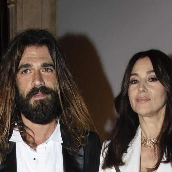 Monica Bellucci et son compagnon Nicolas Lefebvre assistent à la soirée de lancement de la collection "Clash De Cartier" à la Conciergerie à Paris, France, le 10 avril 2019. © Pierre Perusseau/Bestimage