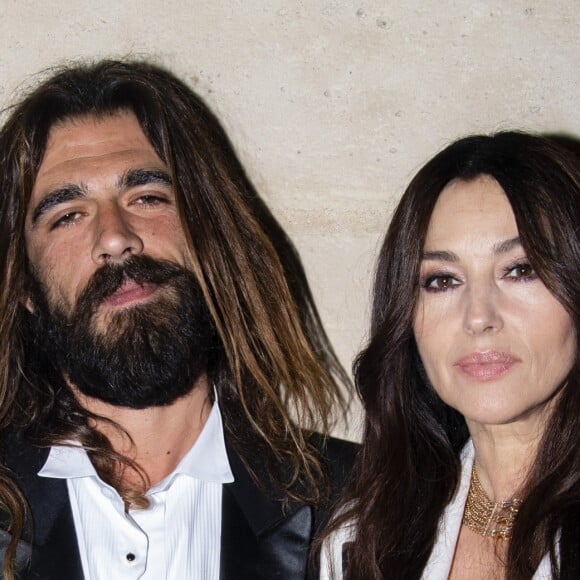 Monica Bellucci et son compagnon Nicolas Lefebvre assistent à la soirée de lancement de la collection "Clash De Cartier" à la Conciergerie à Paris, France, le 10 avril 2019. © Pierre Perusseau/Bestimage