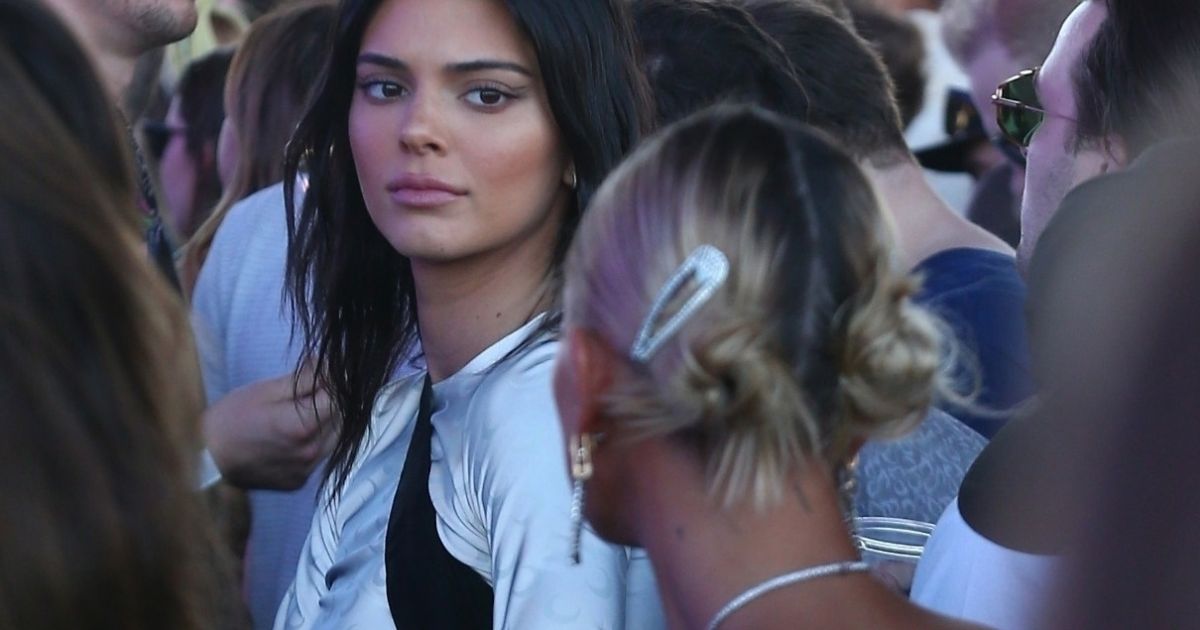Coachella 2019 Kendall Jenner, Gigi Hadid au rendez,vous et un gros incendie , Purepeople