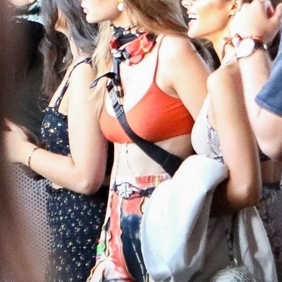 Gigi Hadid et Kendall Jenner au festival de musique et d'arts de la vallée de Coachella dans le désert à Bermuda Dunes Le 13 avril 2019 Indio.