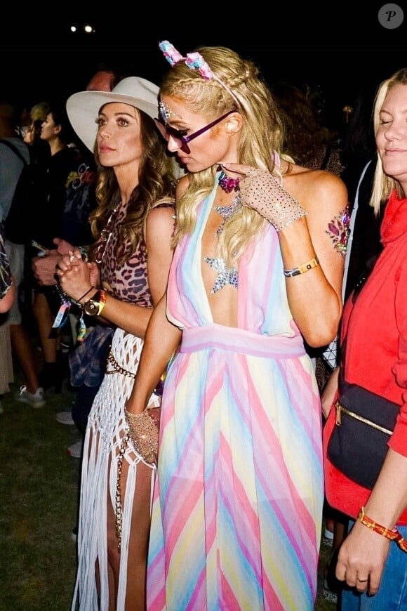 Exclusif - Paris Hilton au festival de Coachella à Indio le 12 avril 2019.