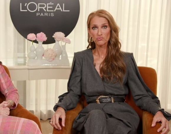 Céline Dion s'amuse à grimacer en parlant de chirurgie esthétique pour Sunday Times Style. Avril 2019.