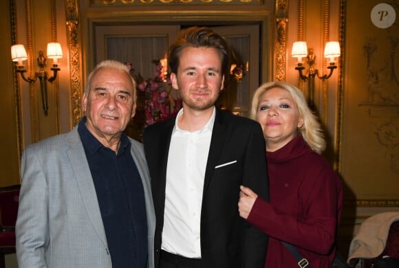 Michel Fugain, Bastien Kossek et Sanda Fugain - Lancement du livre "Sardou Regards" de B.Kossek à l'hôtel Raphael à Paris, France, le 15 avril 2019. © Coadic Guirec/Bestimage