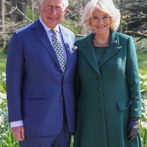 Le prince Charles et Camilla Parker Bowles lors de la réouverture du château de Hillsborough à Belfast en Irlande du Nord le 9 avril 2019.