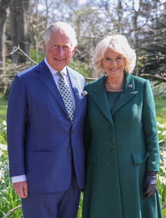 Le prince Charles et Camilla Parker Bowles lors de la réouverture du château de Hillsborough à Belfast en Irlande du Nord le 9 avril 2019.
