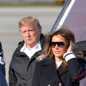 Le président des États-Unis Donald Trump et Melania Trump, se rendent en Alabama suite aux dégâts causés par la tornade le 8 mars 2019.