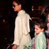Suri Cruise est allée fêter son anniversaire (13 ans) avec des amies et sa mère Katie Holmes au restaurant Delicatessen à New York. Le 18 avril 2019