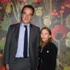 Olivier Sarkozy et Mary-Kate Olsen lors d'une vente aux enchères Sotheby organisée à New York le 11 octobre 2017.