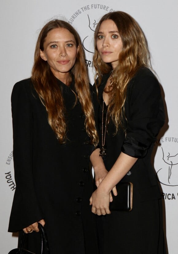 Mary-Kate et Ashley Olsen au gala du 20e anniversaire de YAGP (Youth america grand prix) organisé le 18 avril 2019 à New York.
