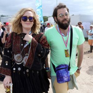 La chanteuse Adele et son compagnon Simon Konecki - Festival Glastonbury 2015, le 28 juin 2015.