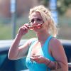 Exclusif -Britney Spears semble avoir un problème de dents. Elle s'est rendue à un rendez-vous chez son dentiste. En chemin, elle n'arrêtait pas de toucher ses dents avec sa langue. Une dent semble d'ailleurs particulièrement plus blanche que les autres et a l'air désaxée. Los Angeles, le 27 septembre 2018.