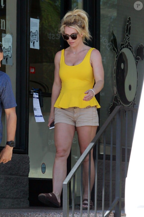 Info - Britney Spears internée en hôpital psychiatrique - Exclusif - Britney Spears se rend dans un centre de bronzage à Los Angeles, le 15 septembre 2018.