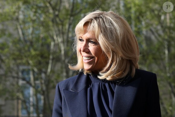 La première Dame Brigitte Macron lors de la la messe chrismale dans l'église Saint-Sulpice à Paris au lieu de Notre-Dame le 17 avril 2019. © Stéphane Lemouton / Bestimage