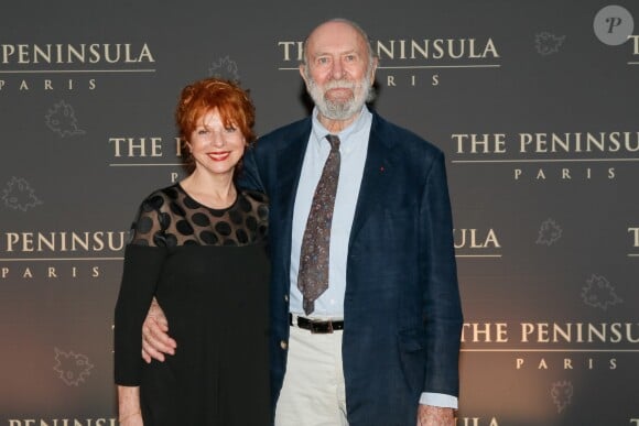 Jean-Pierre Marielle et sa femme Agathe Natanson - Inauguration de l'hôtel "The Peninsula" in Paris le 16 avril 2015.