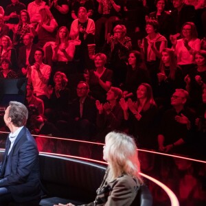 Exclusif - Christine and the Queens - Enregistrement de l'émission "Bon anniversaire Veronique Sanson" qui sera diffusée le 26 Avril 2019 à 21 heures sur France 3. Paris le 8 Avril 2019. Une grande soirée événement avec Véronique Sanson et ses amis. L'émission mettra à l'honneur les grandes dates de la vie de l'artiste. Pour chacune d'entre elles, la chanteuse devra replonger dans ses souvenirs pour retrouver à quel événement de sa vie cette date correspond. Une fois cet événement découvert, une surprise préparée dans le plus grand secret lui sera réservée par ses proches et les artistes qu'elle aime : des chansons en duo et en solo, des sketches inédits, des happenings. © Cyril Moreau / Bestimage