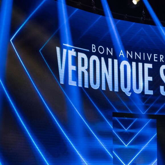 Exclusif - Pierre Palmade - Enregistrement de l'émission "Bon anniversaire Veronique Sanson" qui sera diffusée le 26 Avril 2019 à 21 heures sur France 3. Paris le 8 Avril 2019. Une grande soirée événement avec Véronique Sanson et ses amis. L'émission mettra à l'honneur les grandes dates de la vie de l'artiste. Pour chacune d'entre elles, la chanteuse devra replonger dans ses souvenirs pour retrouver à quel événement de sa vie cette date correspond. Une fois cet événement découvert, une surprise préparée dans le plus grand secret lui sera réservée par ses proches et les artistes qu'elle aime : des chansons en duo et en solo, des sketches inédits, des happenings. © Cyril Moreau / Bestimage