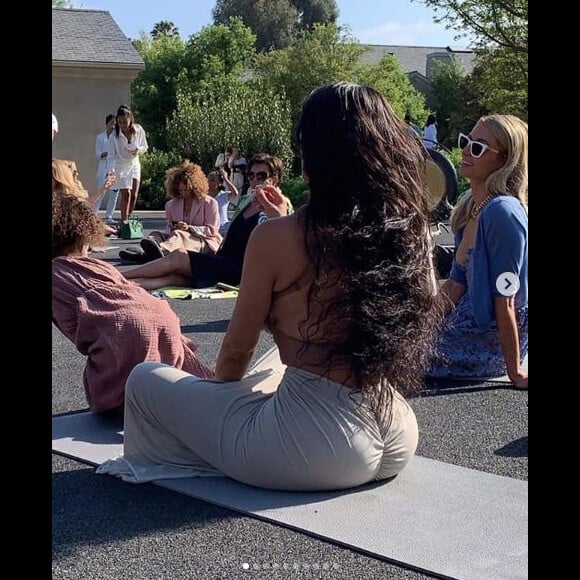 Kim Kardashian et Paris Hilton - Baby-shower de Kim Kardashian, sur les thèmes des produits au cannabidiol et de la méditation. Los Angeles, le 27 avril 2019.