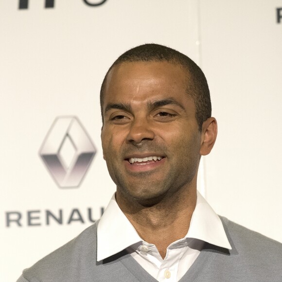 Tony Parker participe à une conférence de presse pour la présentation de la nouvelle campagne du Renault Koleos à Buenos Aires en Argentine le 20 juillet 2017.