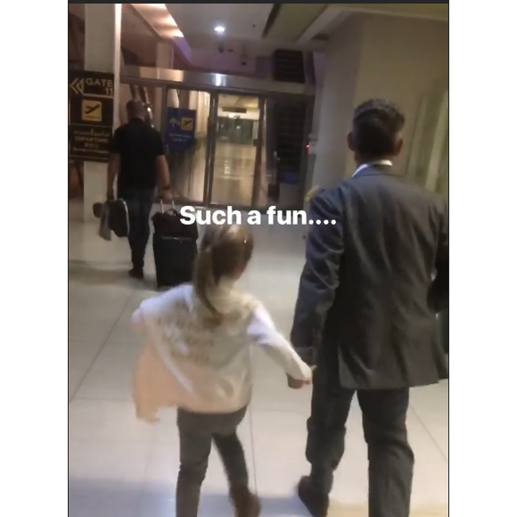 Carla Bruni Sarkozy sur Instagram- jeudi 2 mai 2019- Voyage en avion avec Nicolas Sarkozy et l'adorable Giulia.