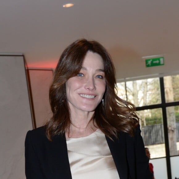 Exclusif - Carla Bruni Sarkozy (invitée d'honneur) - Déjeuner "Chinese Business Club" au Pavillon Gabriel à Paris, à l'occasion de la journée mondiale des droits des femmes le 8 mars 2019. L'ex-première dame de France, artiste et femme engagée s'est vu remettre au cours du déjeuner du club d'affaires France-Chine organisé par Harold Parisot, dans le cadre de la Journée Internationale des droits des femmes, le prix Femme de l'année 2019. Le prix lui a été décerné par Christian Mas, Pdg de Sothys, en présence de l'ambassadrice de Chine en France et de 400 personnalités © Rachid Bellak/Bestimage