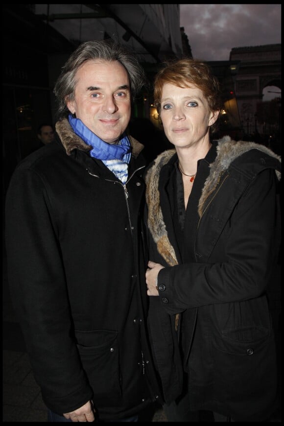 Jean-Christophe Grangé et Ariane Toscan du Plantier à Paris, le 27 novembre 2011.