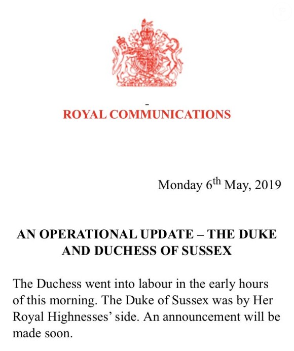 Communiqué du palais de Buckingham signalant que le travail a commencé pour Meghan Markle le 6 mai 2019 : la duchesse de Sussex doit accoucher de son premier enfant avec le prince Harry.