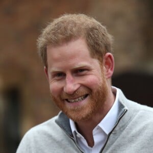 Le prince Harry, duc de Sussex, annonce à la presse le 6 mai 2019 à Windsor la naissance de son fils, son premier enfant avec Meghan Markle, venu au monde à 5h26 le même jour.