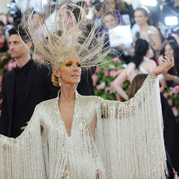 Celine Dion en Oscar de la Renta au 71e Met Gala du Costume Institute sur le thème "Camp: Notes on Fashion" au Metropolitan Museum of Art à New York, le 6 mai 2019.