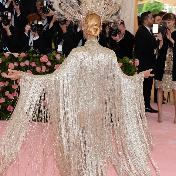 Celine Dion en Oscar de la Renta au 71e Met Gala du Costume Institute sur le thème "Camp: Notes on Fashion" au Metropolitan Museum of Art à New York, le 6 mai 2019.