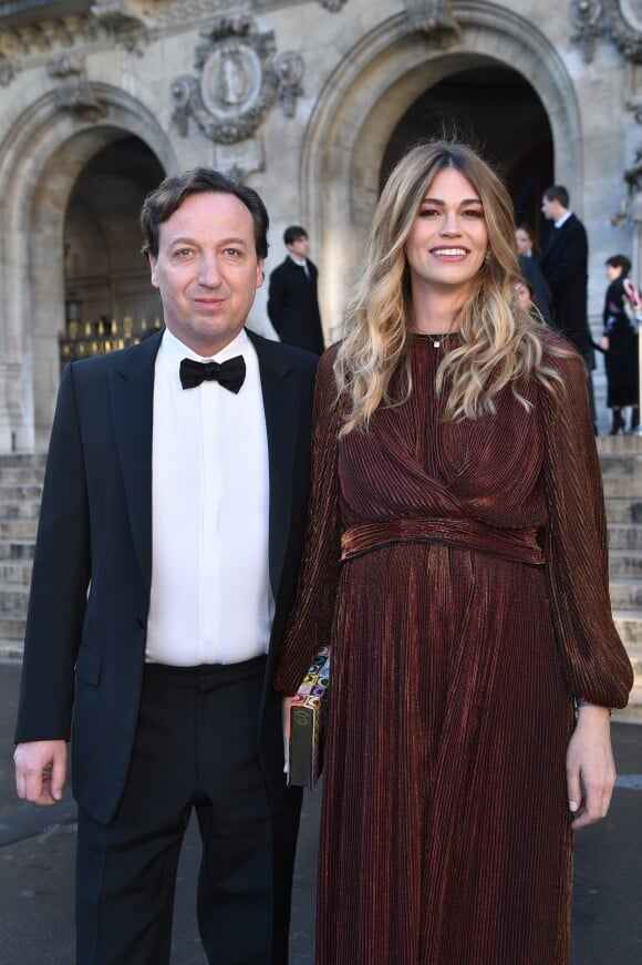 Emmanuel Perrotin et sa femme Lorena Vergani arrivent au gala du 350ème anniversaire de l'Opéra Garnier à Paris, France, le 8 mai 2019. © Giancarlo Gorassini/Bestimage