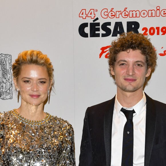 Virginie Efira et Niels Schneider - Photocall du dîner de la 44ème cérémonie des César au Fouquet's à Paris. Le 22 février 2019 © Pierre Perusseau / Bestimage