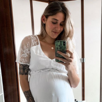 Jesta (Koh-Lanta) enceinte de 8 mois : Benoît se moque d'elle en photo