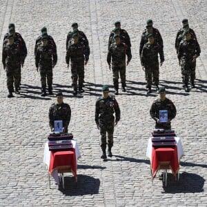 Hommage national en l'honneur de Cédric de Pierrepont et Alain Bertoncello la cour d'honneur des Invalides © Eliot Blondet/Pool/Bestimage