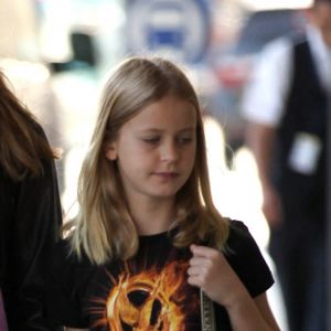 FELICITY HUFFMAN ET SA FILLE SOPHIA ARRIVENT A L'AEROPORT DE LOS ANGELES, LE 7 AOUT 2012.