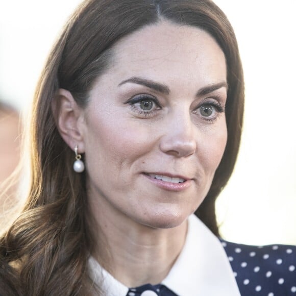 Catherine (Kate) Middleton, duchesse de Cambridge, se rend au Bletchley Park pour assister à l'inauguration d'une exposition dans bâtiment récemment rénové du Teleprinter Building, à l'occasion de son 75e anniversaire du débarquement. Bletchley, 14 mai 2019.