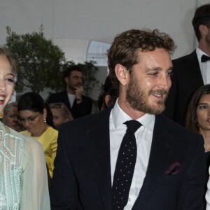 La princesse Alexandra de Hanovre, Beatrice Borromeo, Pierre Casiraghi et Eva Longoria lors du défilé de présentation de la collection Croisière 2020 d'Alberta Ferretti le 18 mai 2019 au Yacht Club de Monaco.