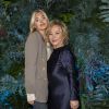 Elsa Hosk et Alberta Ferretti lors du défilé de présentation de la collection Croisière 2020 de la créatrice de mode italienne le 18 mai 2019 au Yacht Club de Monaco.