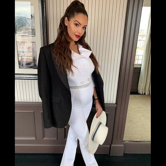 Nabilla Vergara, enceinte à Cannes. Mai 2019.