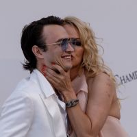 Pamela Anderson : Maman canon et fière de son fils au gala de l'amfAR