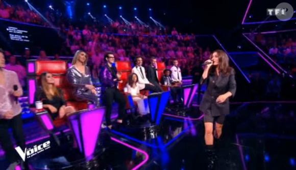 Jenifer, sensuelle en noir dans "The Voice 8", le 25 mai 2019 sur TF1.