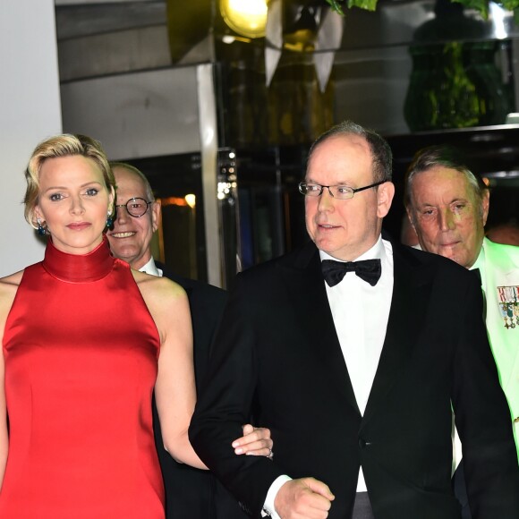 Le prince Albert II de Monaco et la princesse Charlene - Soirée de Gala du 77ème Grand Prix de Formule 1 à Monaco le 26 mai 2019. © Bruno Bebert/Bestimage
