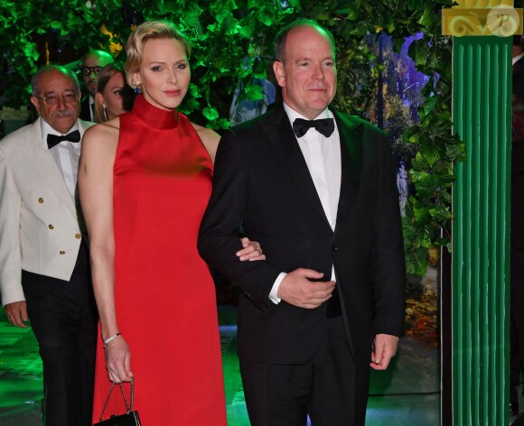 Le prince Albert II de Monaco et la princesse Charlene de Monaco - Soirée de Gala du 77ème Grand Prix de Formule 1 à Monaco le 26 mai 2019. © Bruno Bebert/Bestimage