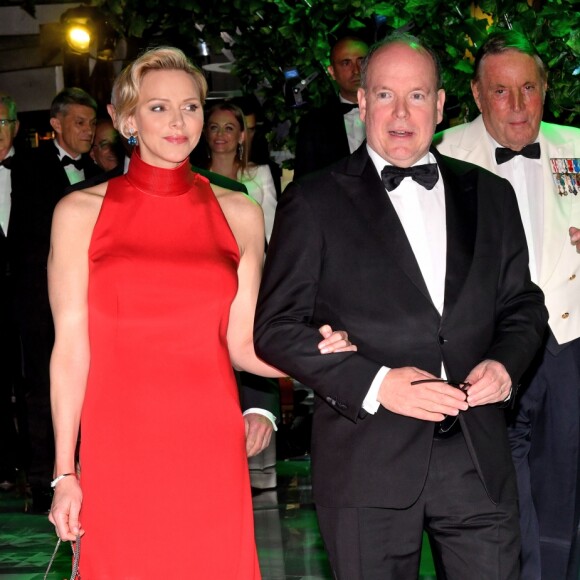 Le prince Albert II de Monaco et la princesse Charlene de Monaco - Soirée de Gala du 77ème Grand Prix de Formule 1 à Monaco le 26 mai 2019. © Bruno Bebert/Bestimage