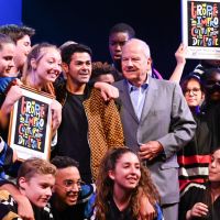 Jamel Debbouze : Complicité et joie pour la finale de son trophée d'impro