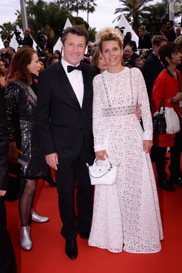 Christian Estrosi et sa femme Laura Tenoudji lors de la montée des marches du film "A Hidden Life" lors du 72ème Festival International du Film de Cannes. Le 19 mai 2019 © Rachid Bellak/ Bestimage